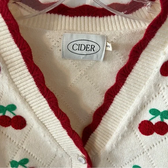 CIDER ivory argyle knit cardigan cherry embroidery coquette girly chic Size S - Picture 2 of 6
